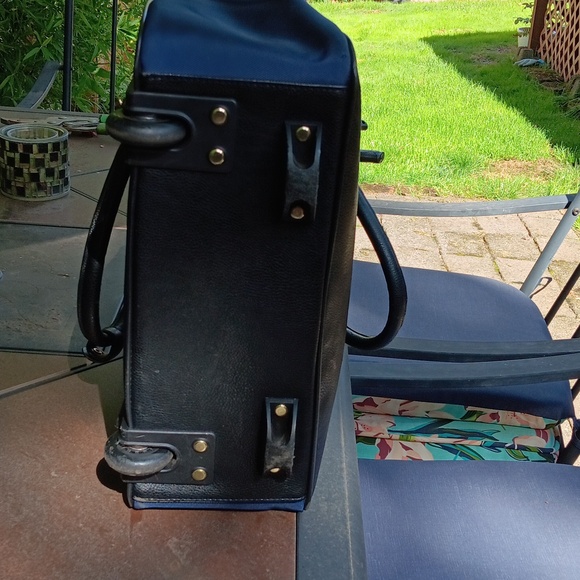 KENNETH COLE TRAVEL BRIEFCASE - Picture 7 of 14